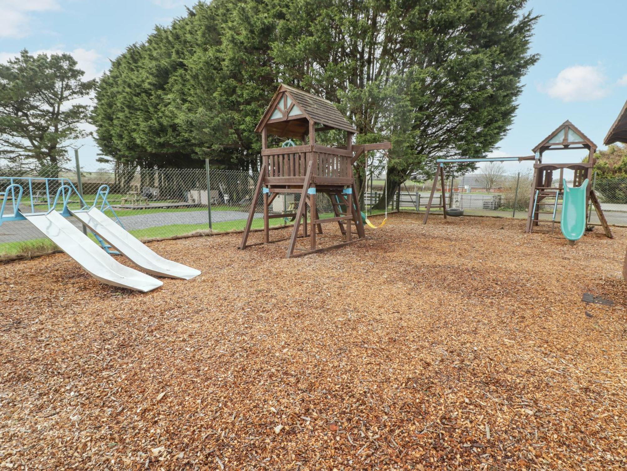 סוואנסי 48 Gower Holiday Village מראה חיצוני תמונה